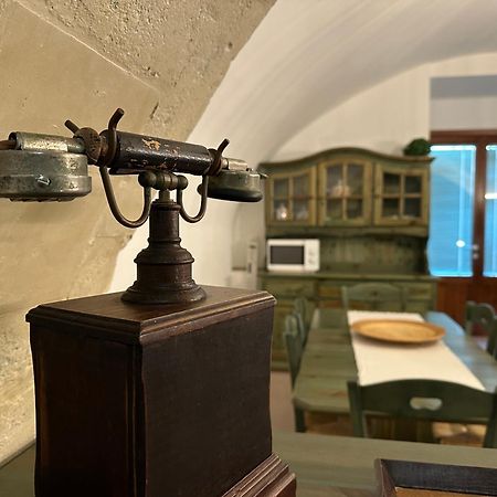 Historic B&B Apartments Home Chiaramonte Gulfi Esterno foto