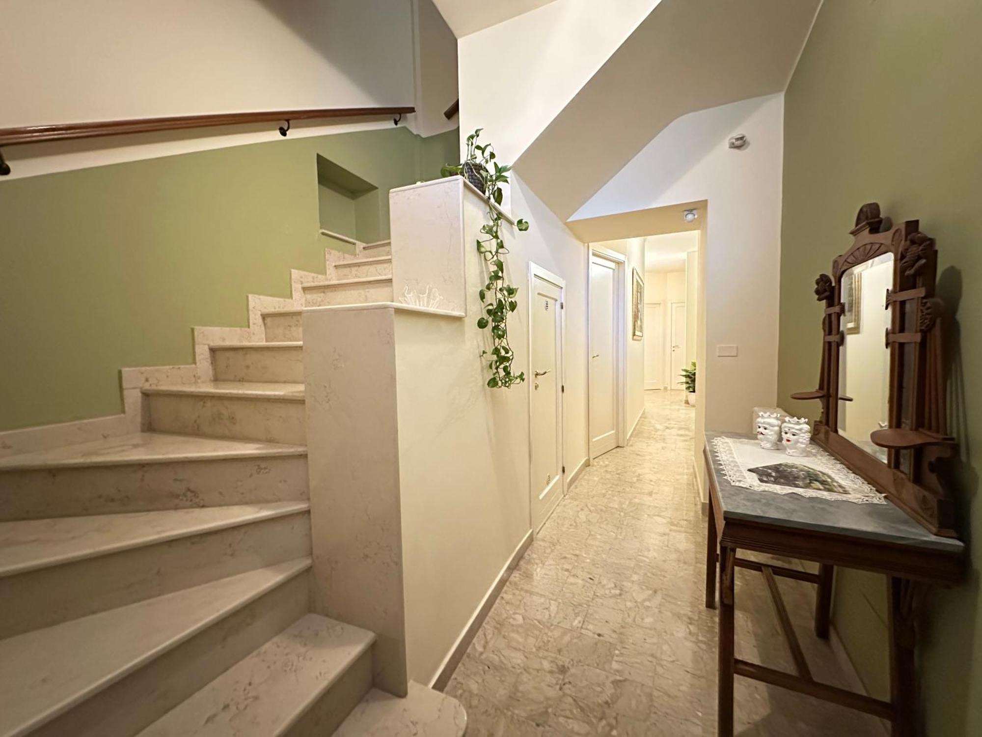 Historic B&B Apartments Home Chiaramonte Gulfi Esterno foto